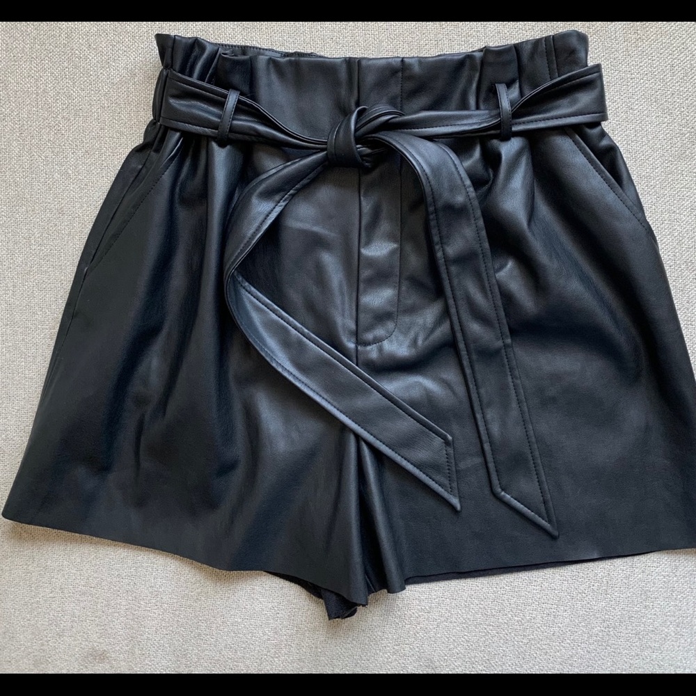 NWOT Zara Faux Leather High Waist Shorts size L